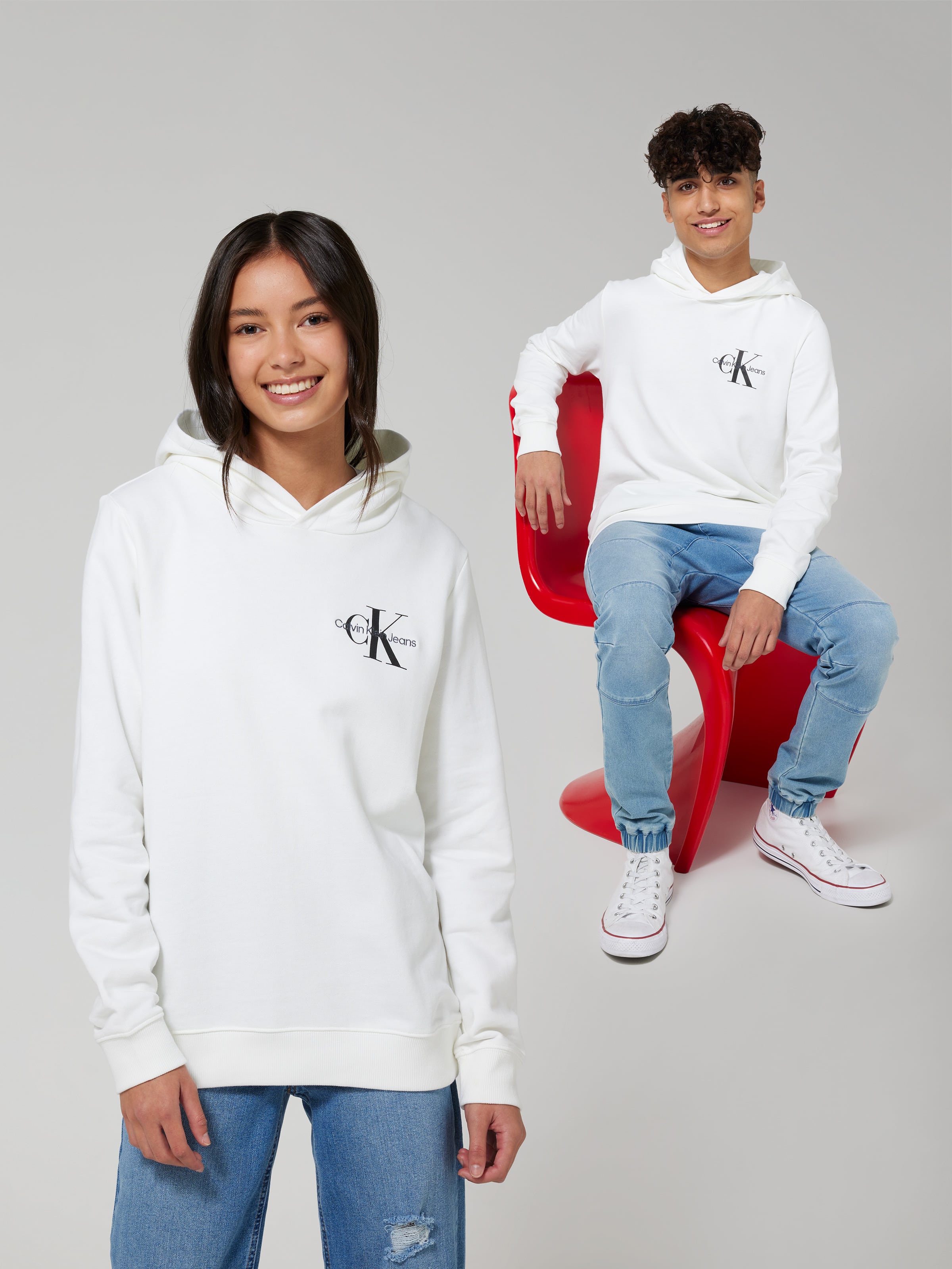 Calvin klein hoodie junior online