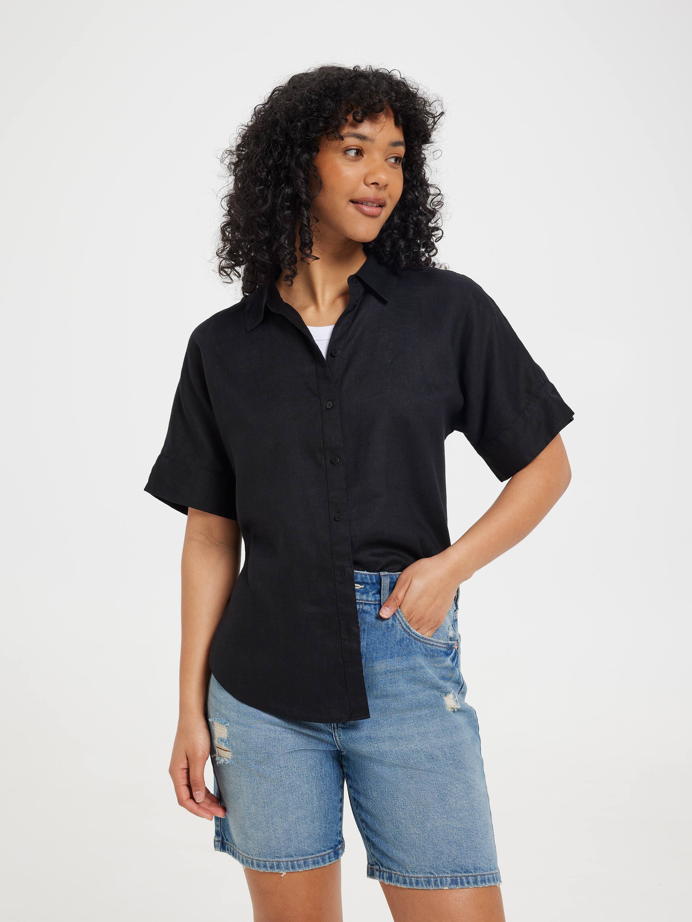 Leslee Short Sleeve Shirt