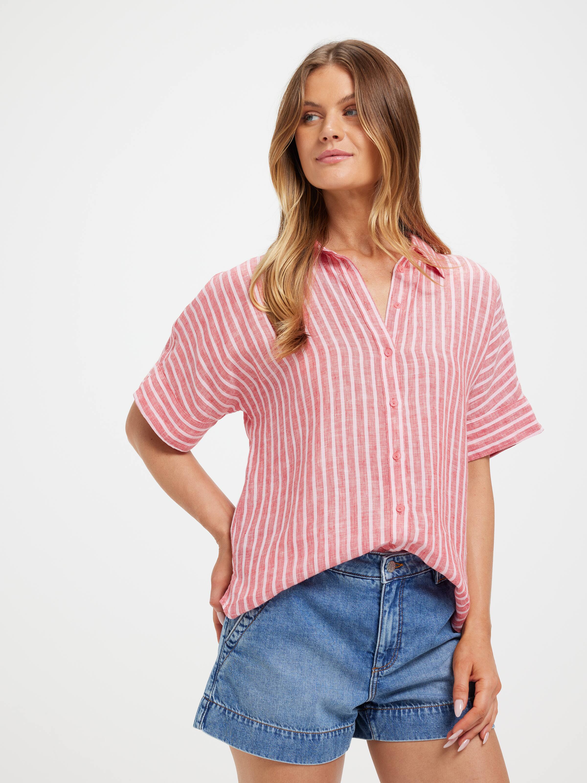 Leslee Short Sleeve Shirt
