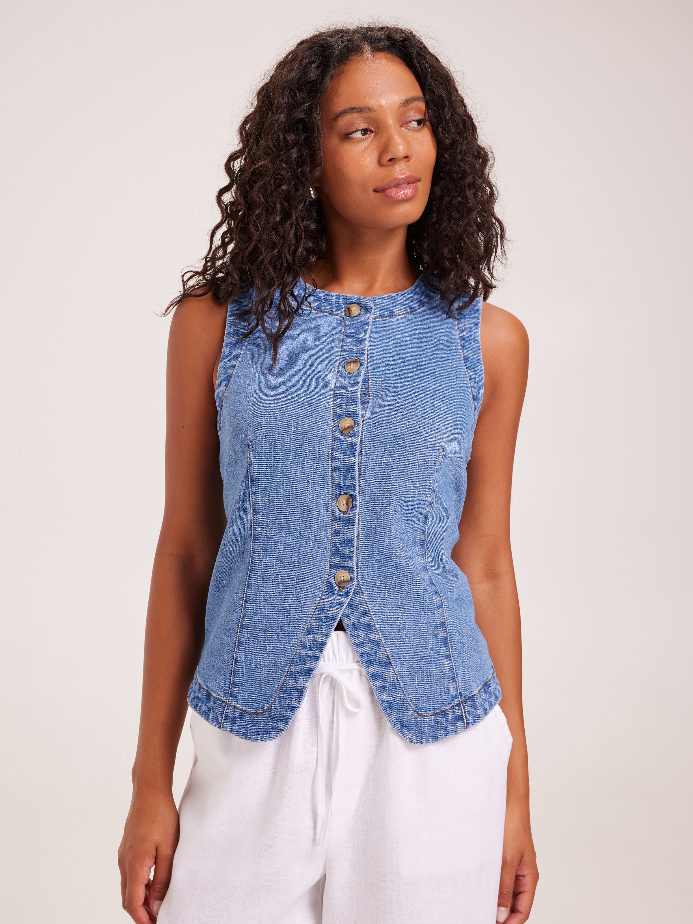 Elle Highneck Vest