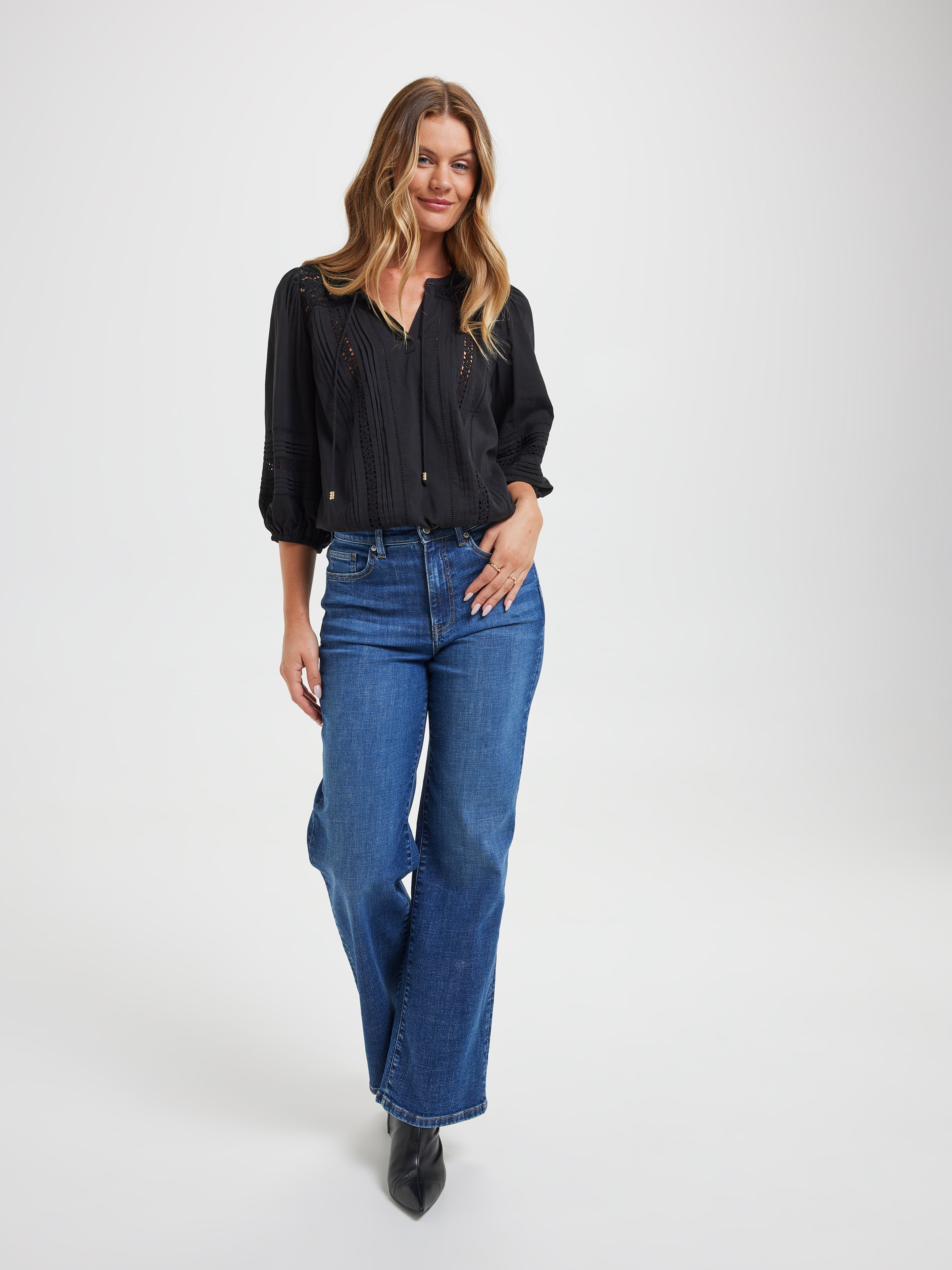 Shae 3/4 Lace Trim Top