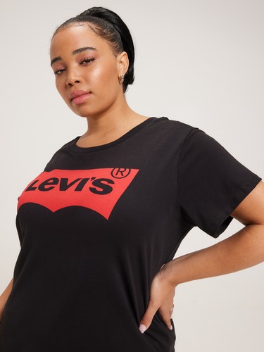 Curve Perfect Tee In Mineral Black                                                                                              