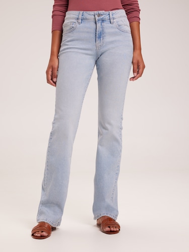 Originals Mid Rise Bootcut Jean                                                                                                 
