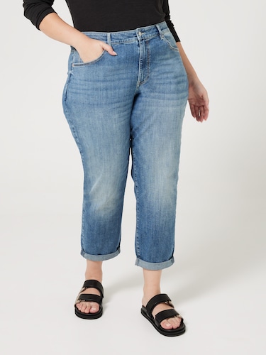 Curve Originals Lexi Boyfriend Jean                                                                                             