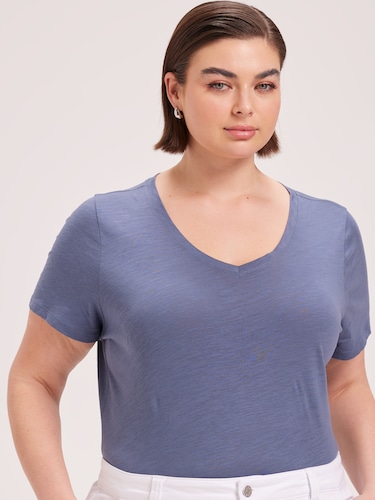 Curve Perfect V Neck Boyfriend Tee                                                                                              