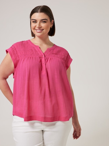 Curve Hallie Pintuck Top                                                                                                        