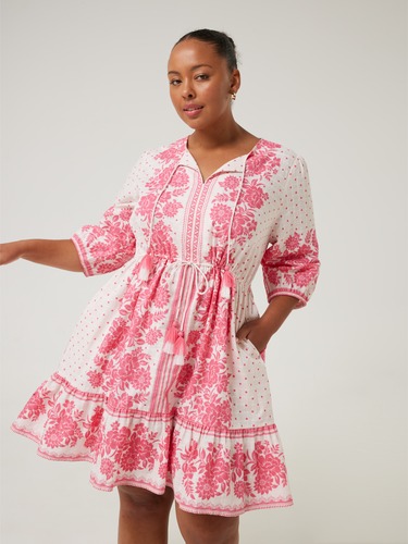 Curve Maeve Floral Shift Dress                                                                                                  