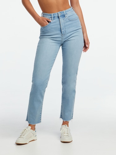 High Rise Mom Curvy Jean In Trusted Blue                                                                                        