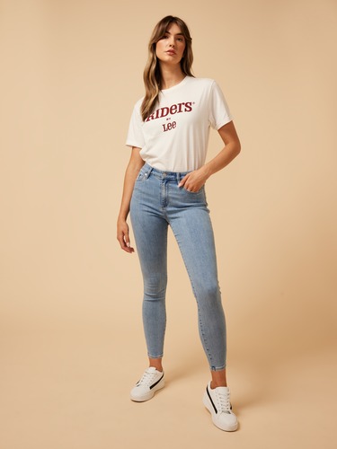 Mid Crop Jean In Crystal Blue                                                                                                   