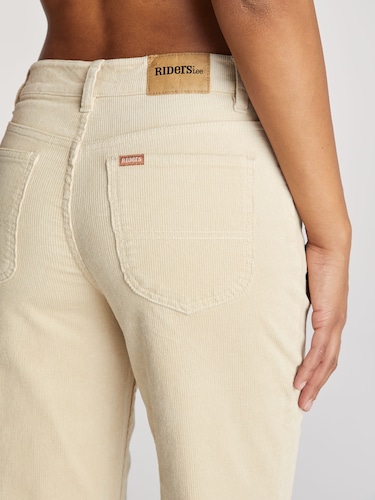 Mid Vintage Bootcut Jean In Ivory                                                                                               