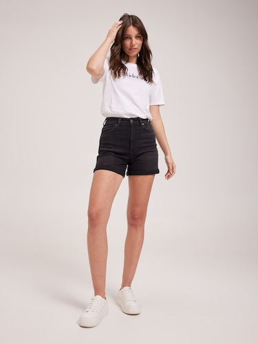 Girlfriend Short In Cinder Black                                                                                                