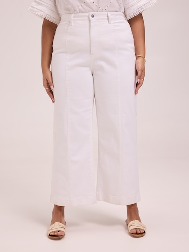 Curve Originals Wide Leg Crop Jean                                                                                              