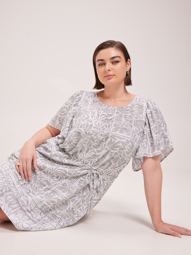 Curve Zoey Flutter Sleeve Dress                                                                                                 