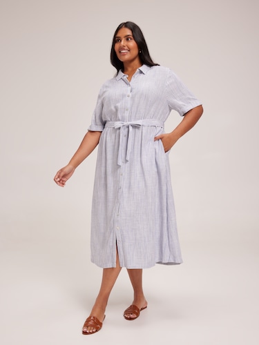 Curve Leah Button Through Dress                                                                                                 
