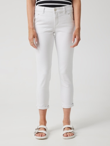 Amaze Yoke Front Boyfriend Jean                                                                                                 