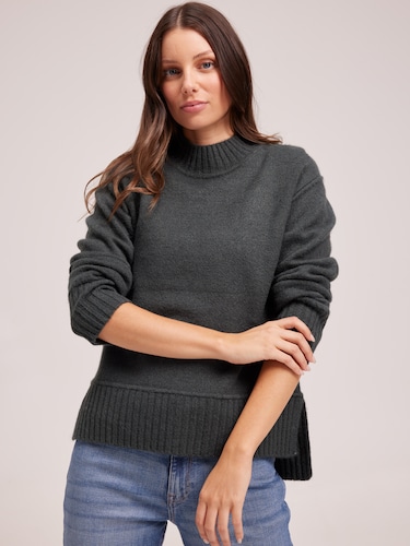 Lucy Extended Neck Pullover                                                                                                     