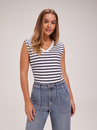 Lila V-Neck Button Top                                                                                                          