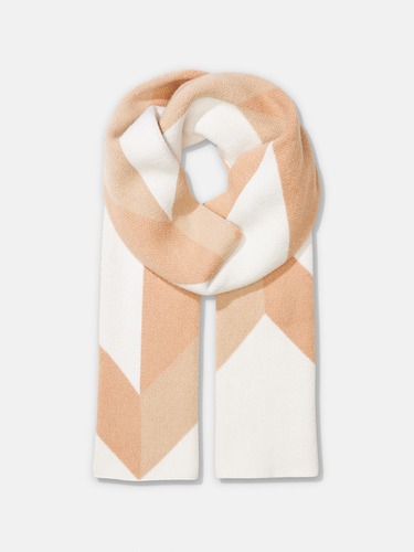 Ellie Jacquard Scarf                                                                                                            