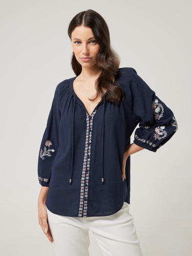 Diana Embroidery Blouse                                                                                                         