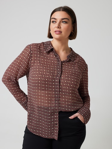 Curve Sami Shirt                                                                                                                