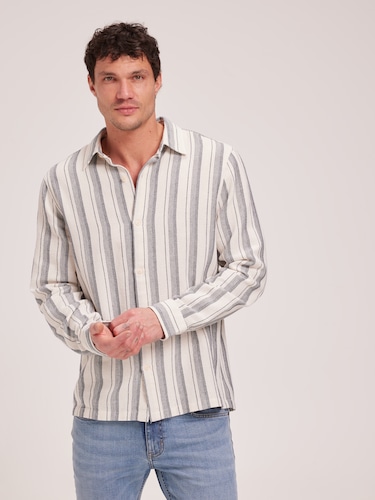 Long Sleeve Textured Stripe Shirt                                                                                               