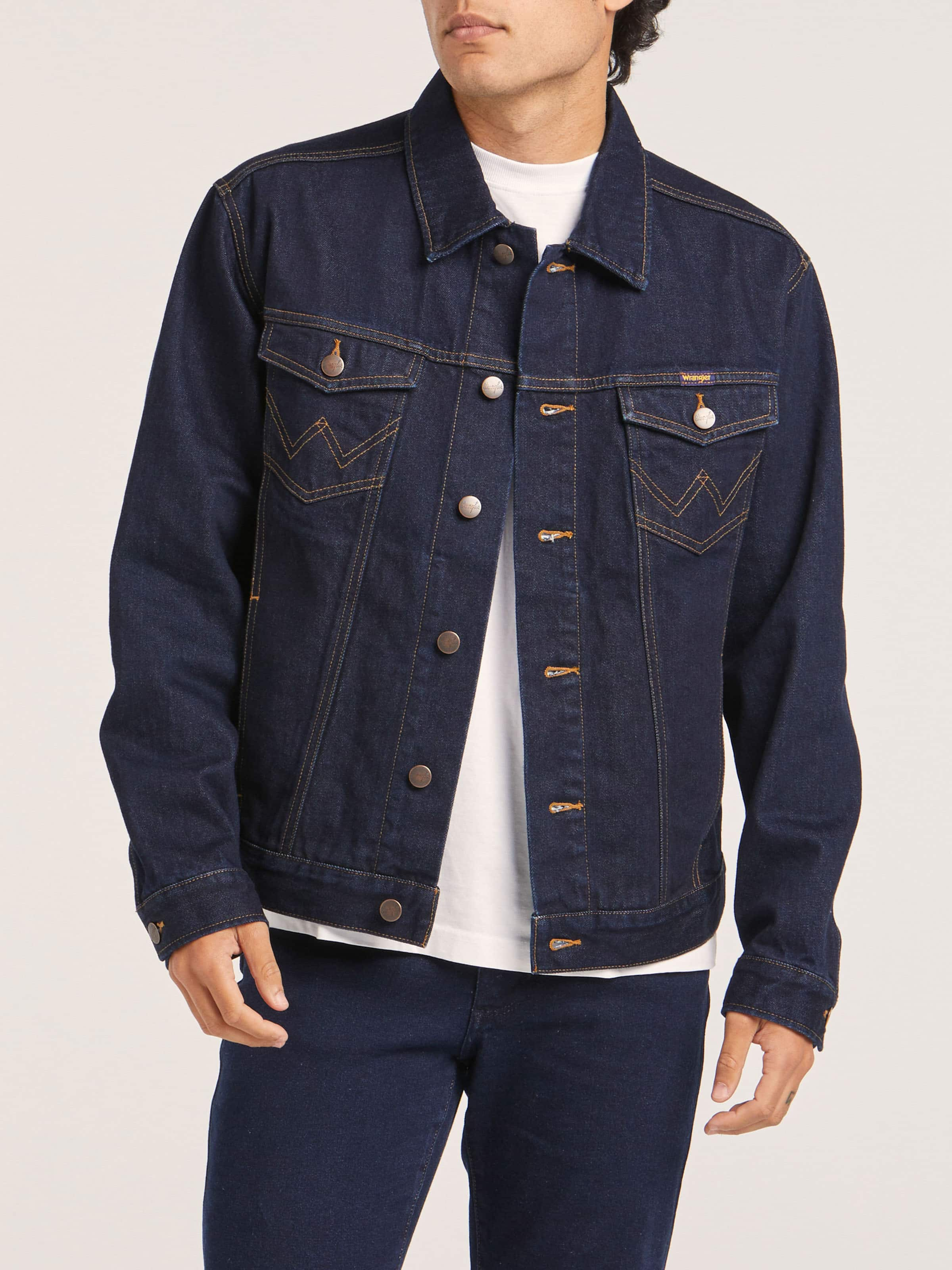 Classic Trucker In Deep Rinse - Just Jeans Online