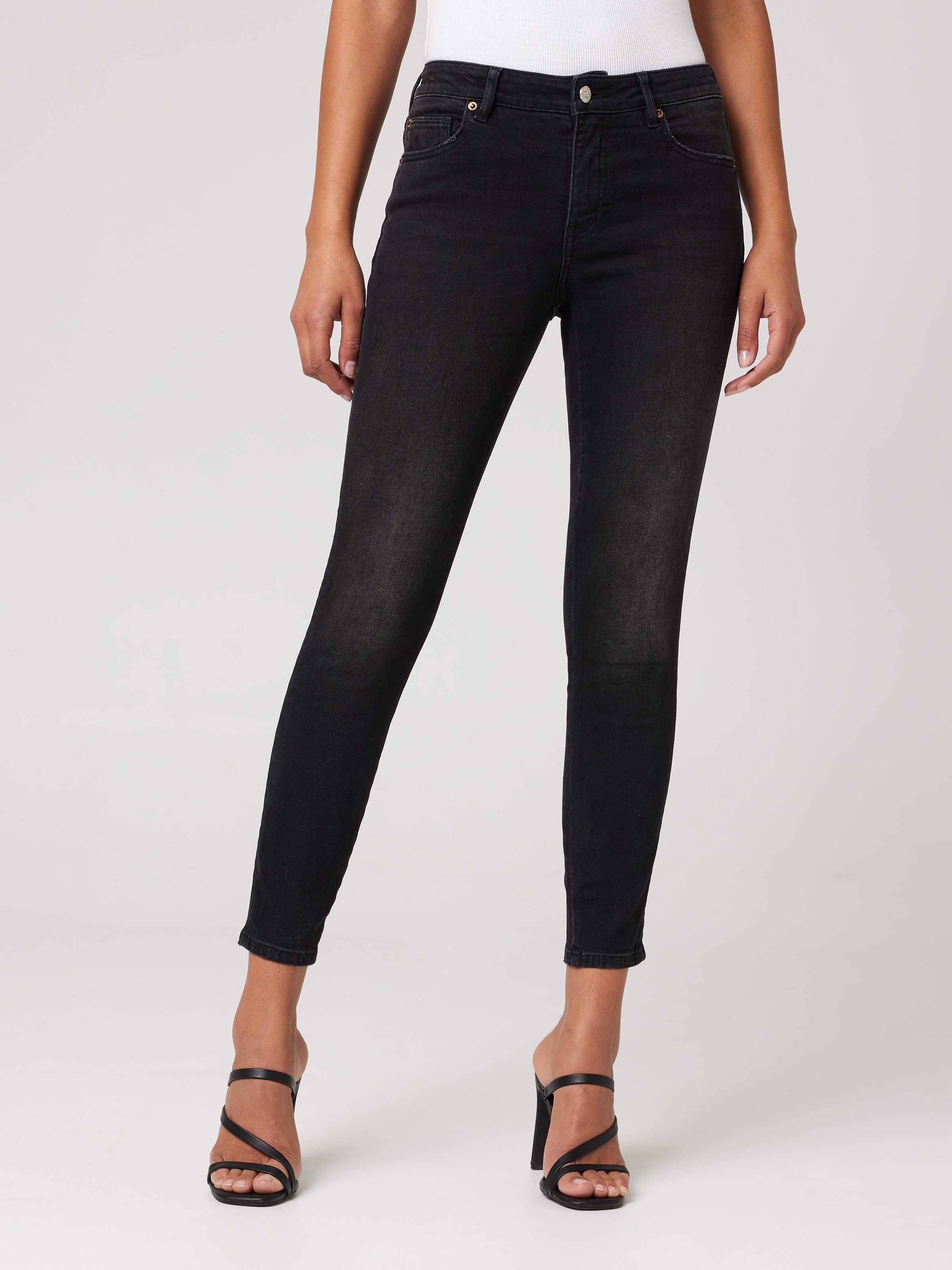 Originals Mid Rise Skinny Ankle Jean Soft Black - Just Jeans Online