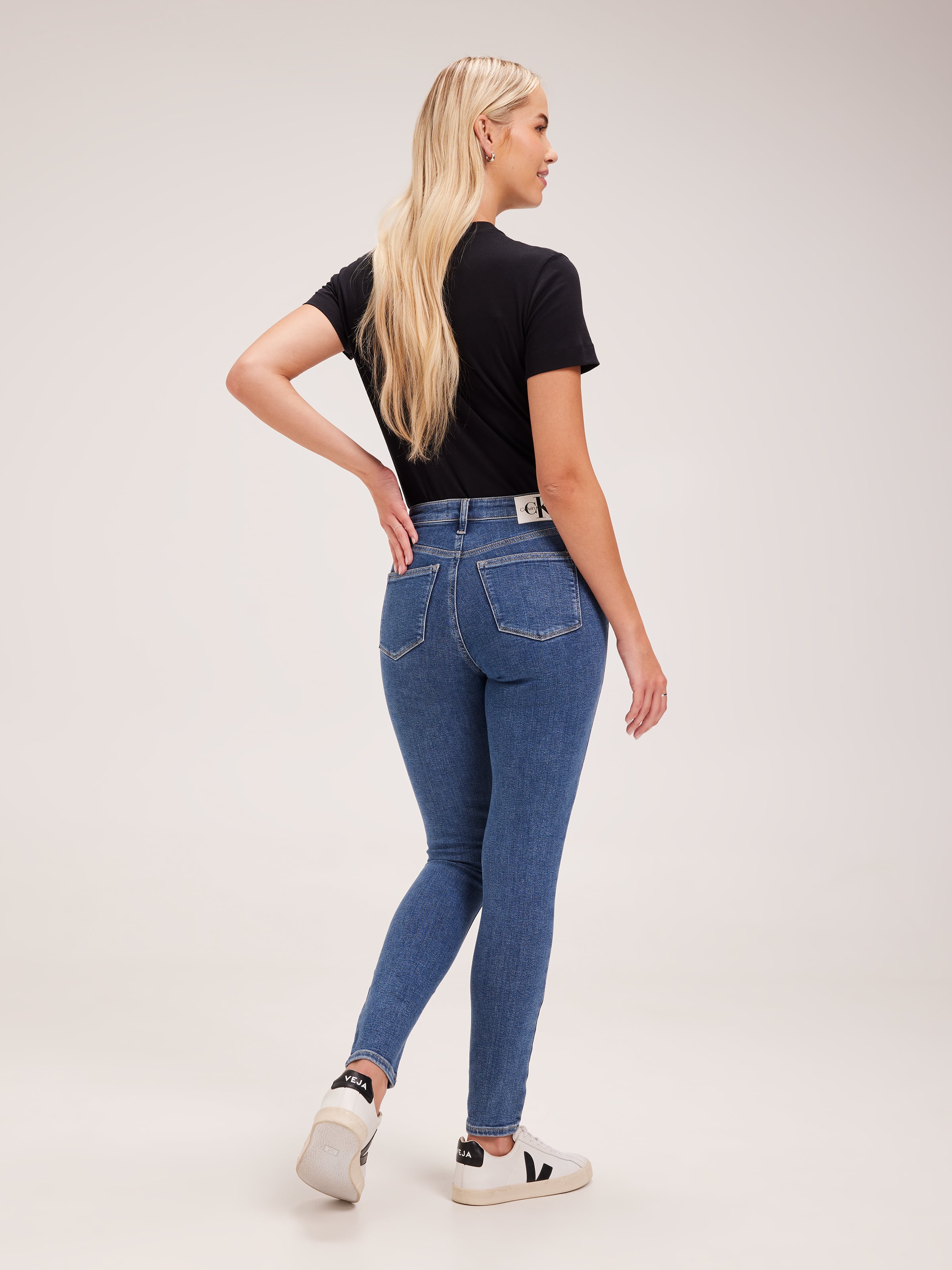 High Rise Skinny Jean In Denim Medium - Just Jeans Online