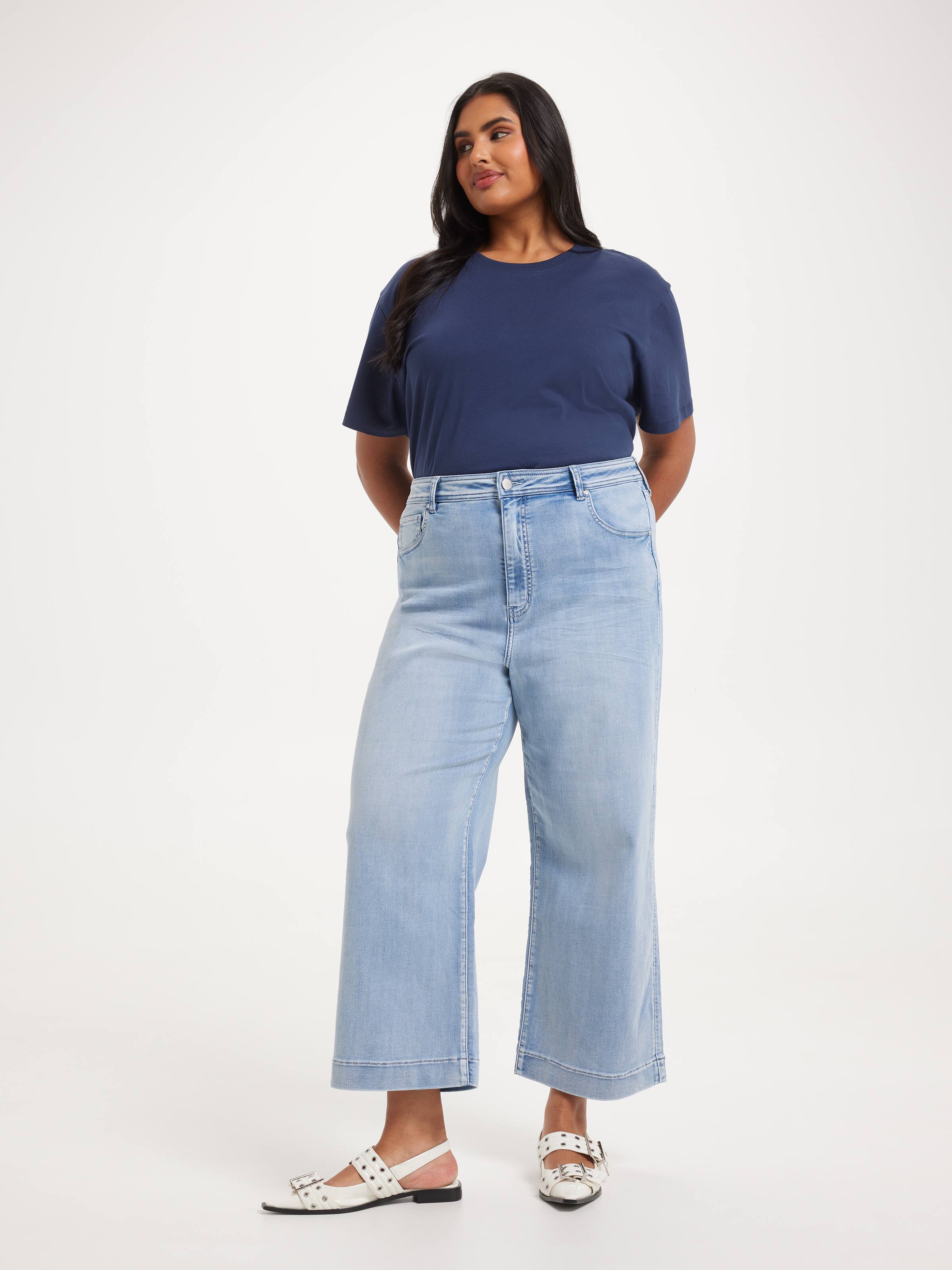 Curve Amaze High Rise 5 Pocket Wide Ankle Light Vulcan - Just Jeans Online