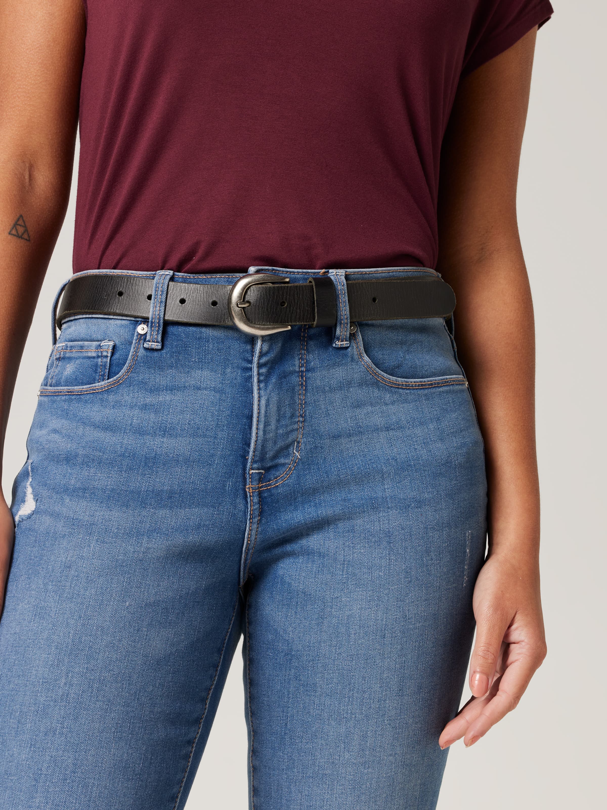 Round Buckle Leather Belt Just Jeans Online